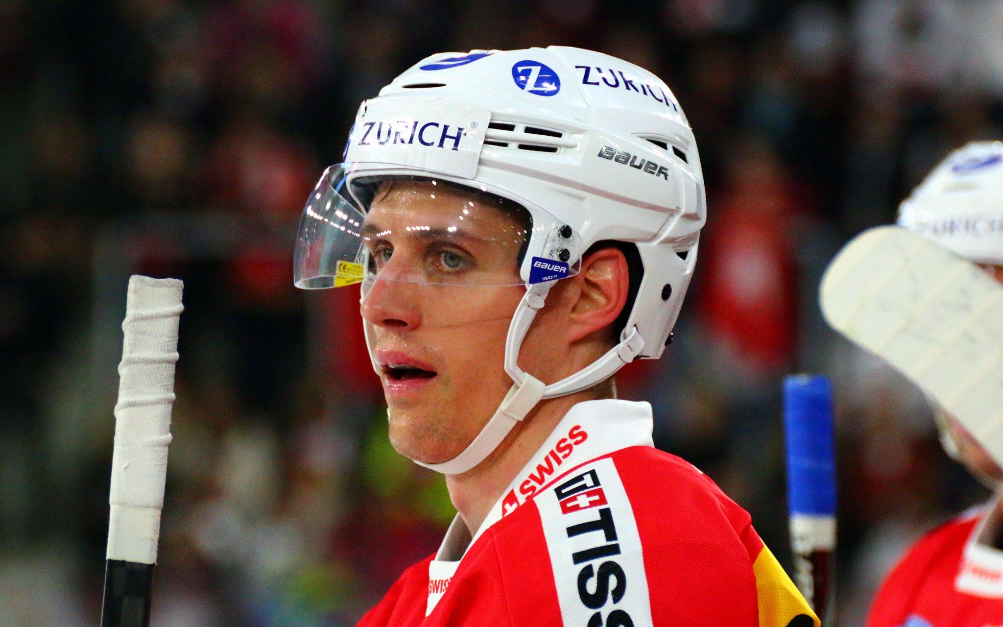 Switzerland 2 - 3 Canada