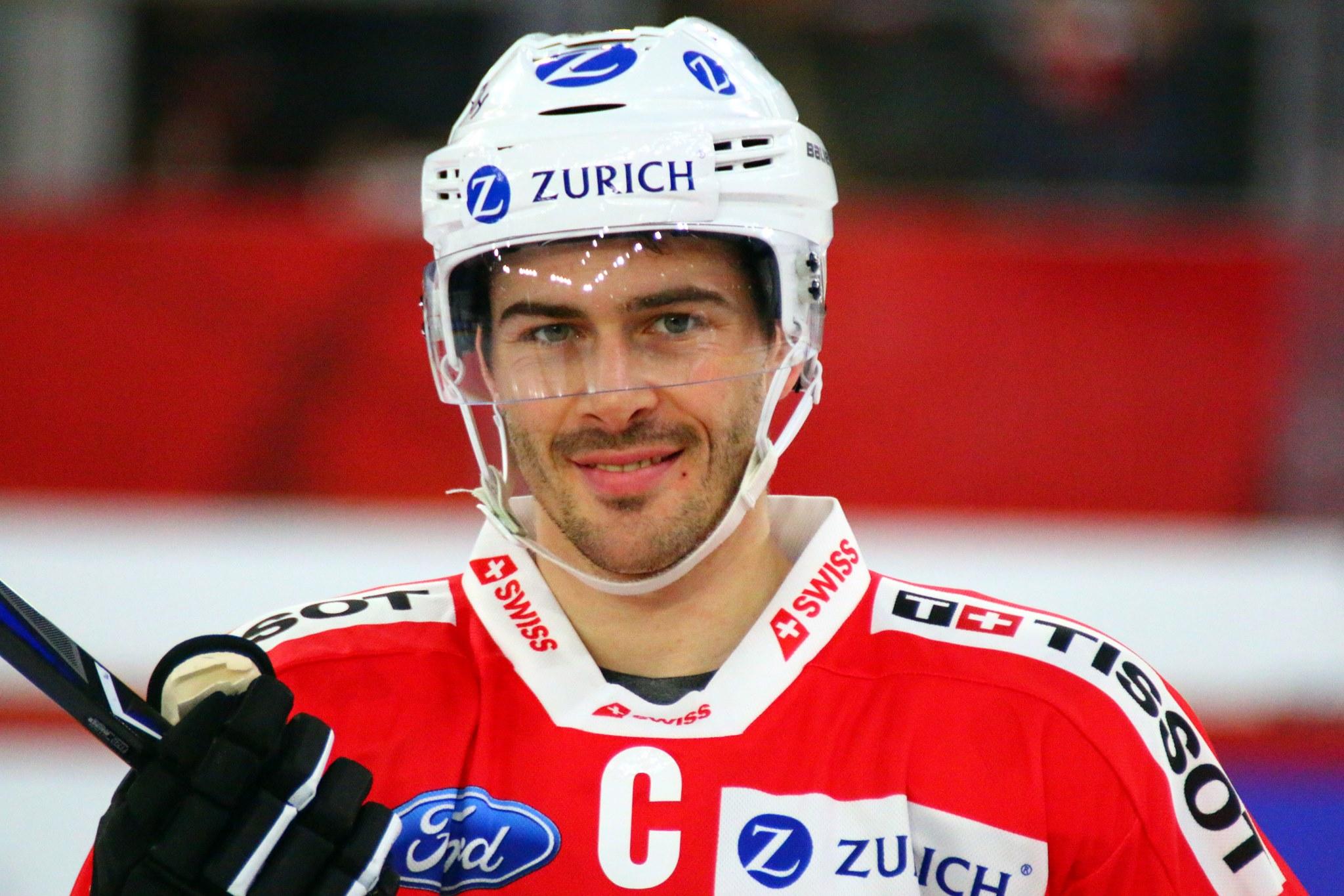 Switzerland 2 - 3 Canada