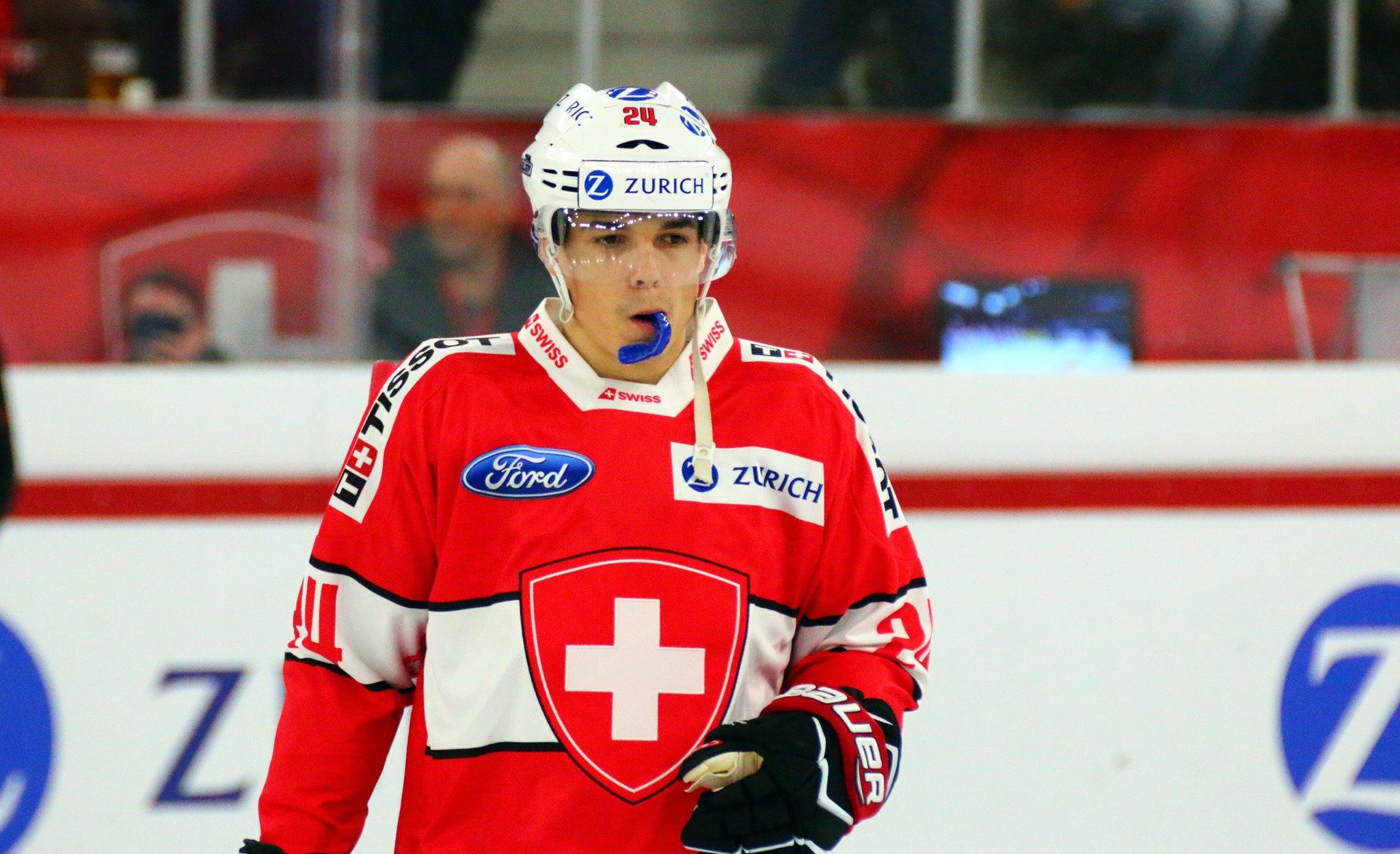 Switzerland 2 - 3 Canada