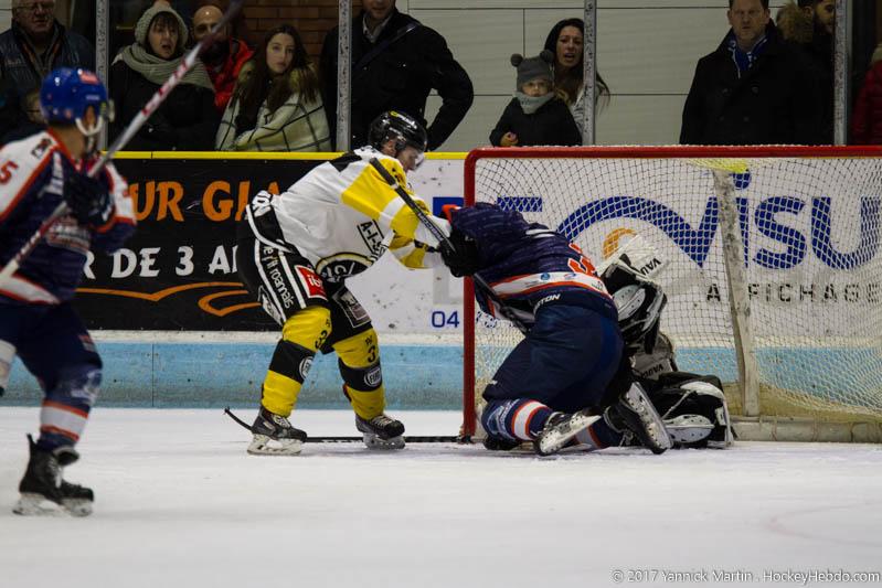 Clermont-Ferrand 8 - 4 Roanne