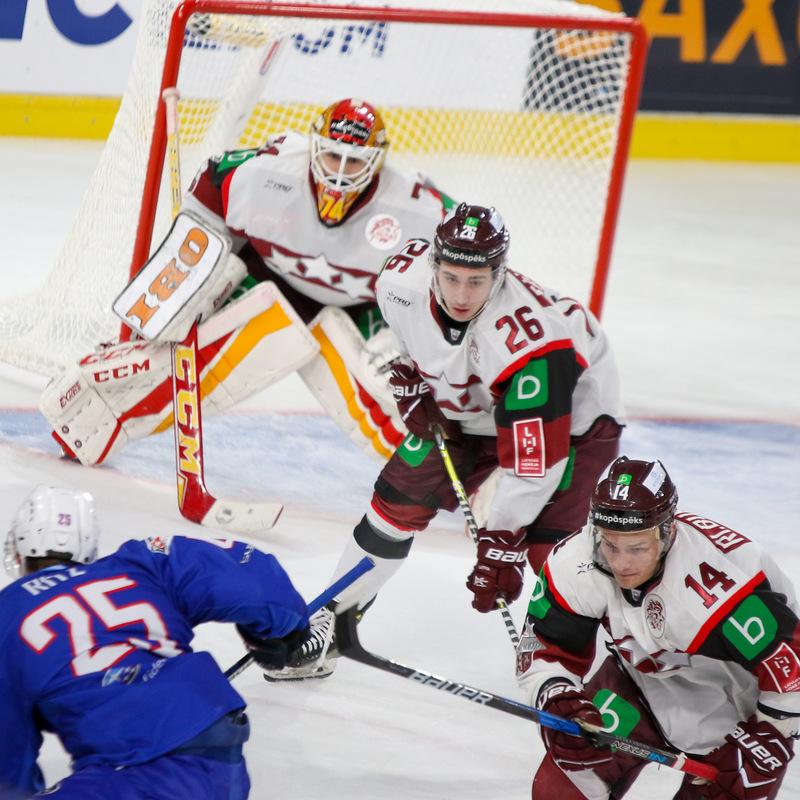France 1 - 3 Lettonie