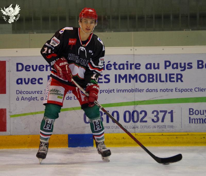 Anglet 3 - 4 Briançon 
