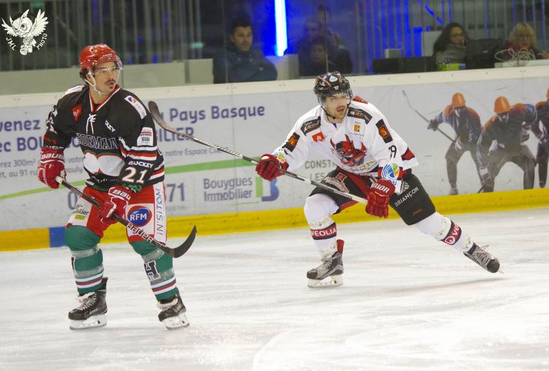 Anglet 3 - 4 Briançon 