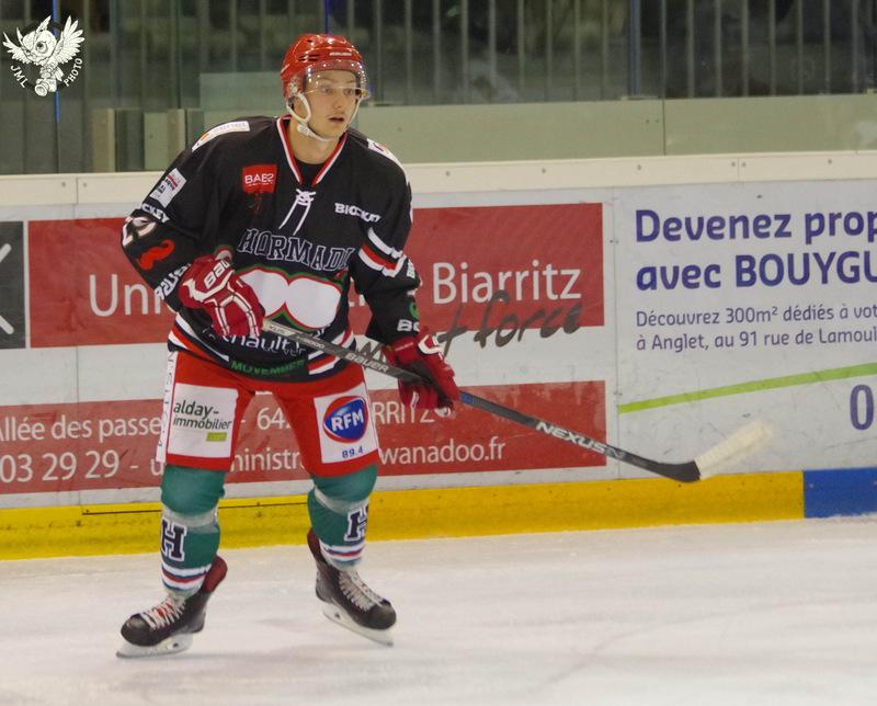 Anglet 3 - 4 Briançon 