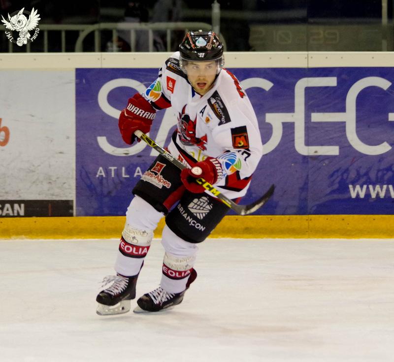 Anglet 3 - 4 Briançon 