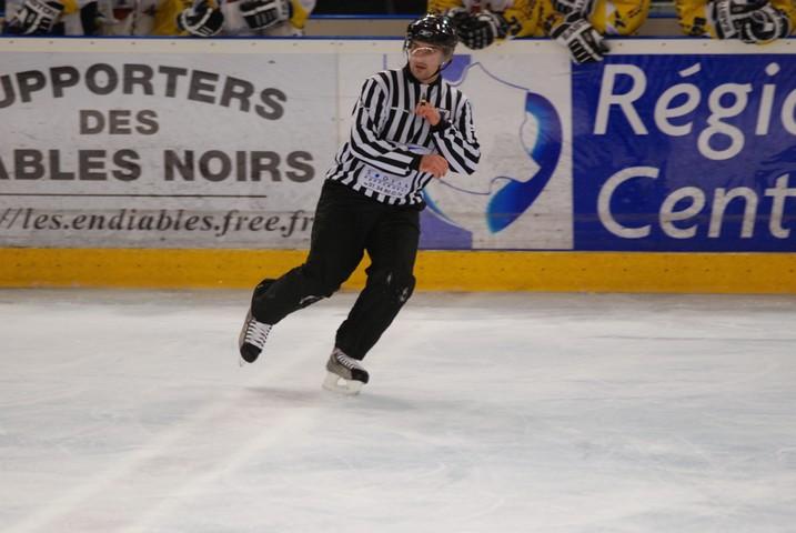 Tours  3 - 4 Strasbourg 