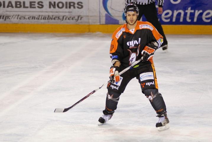 Tours  3 - 4 Strasbourg 