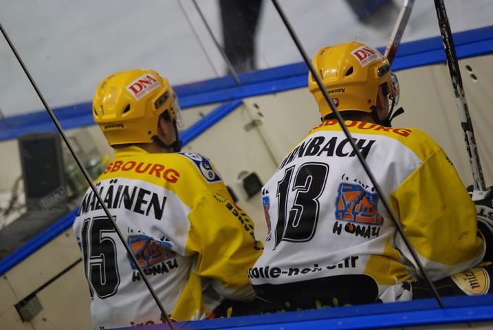 Tours  3 - 4 Strasbourg 