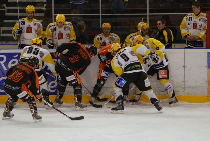 Tours  3 - 4 Strasbourg 
