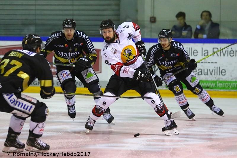 Rouen 5 - 0 Chamonix 