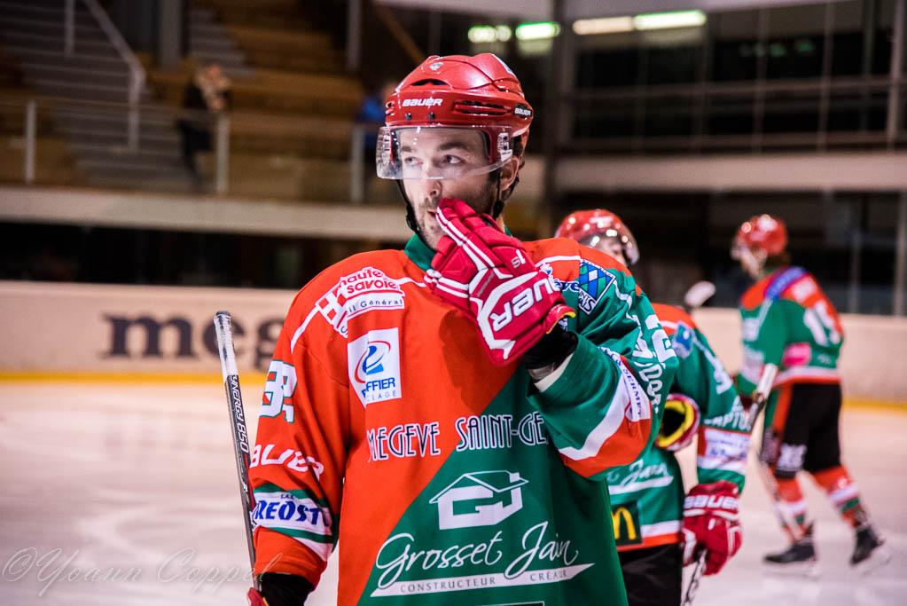 Mont-Blanc 6 - 0 Dunkerque