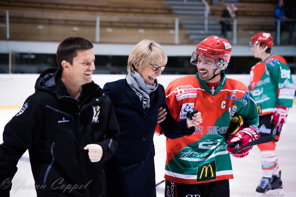 Mont-Blanc 6 - 0 Dunkerque