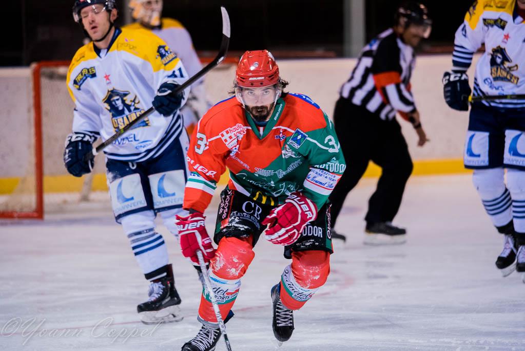 Mont-Blanc 6 - 0 Dunkerque