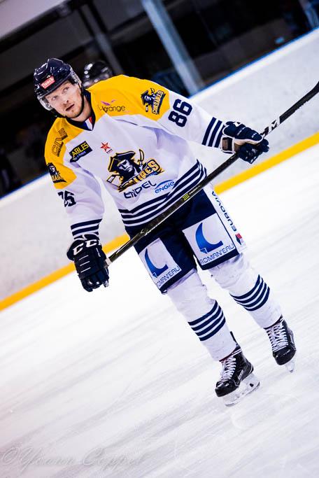 Mont-Blanc 6 - 0 Dunkerque