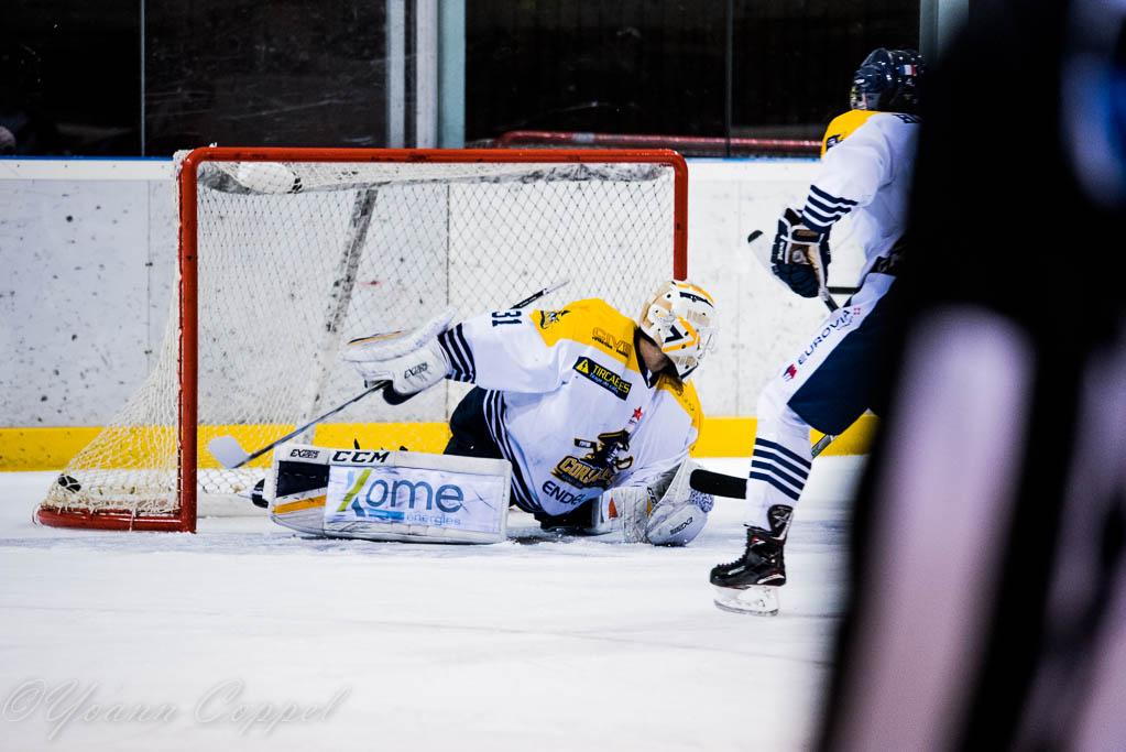 Mont-Blanc 6 - 0 Dunkerque