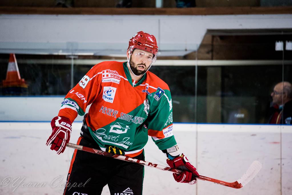 Mont-Blanc 6 - 0 Dunkerque