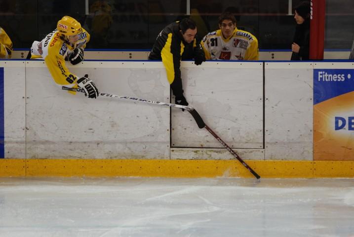 Tours  3 - 4 Strasbourg 