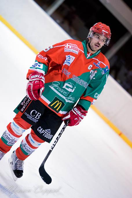 Mont-Blanc 6 - 0 Dunkerque