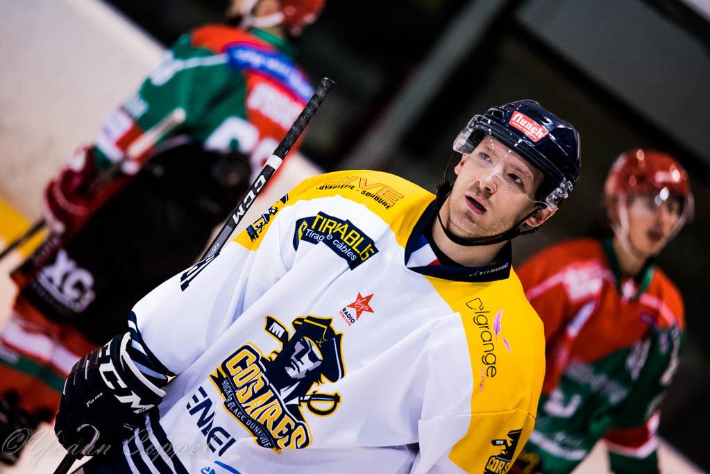 Mont-Blanc 6 - 0 Dunkerque
