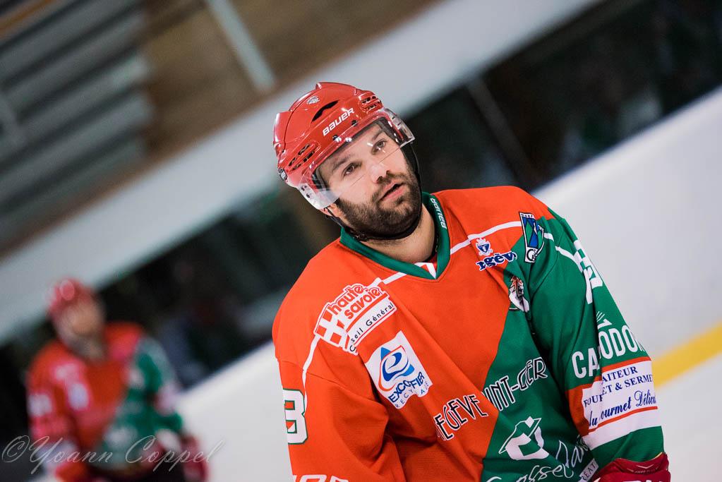 Mont-Blanc 6 - 0 Dunkerque