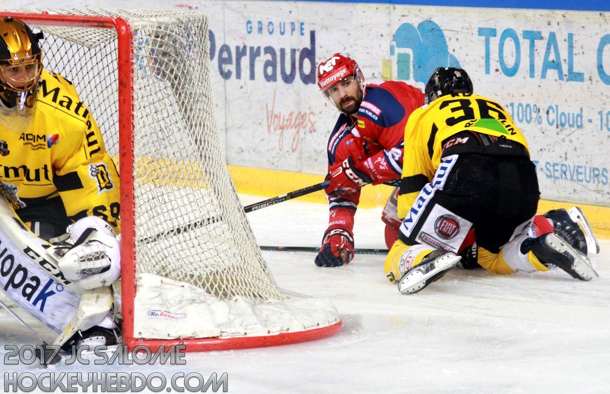 Grenoble  2 - 1 Rouen