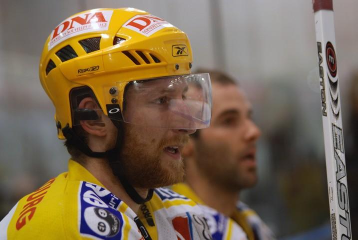 Tours  3 - 4 Strasbourg 