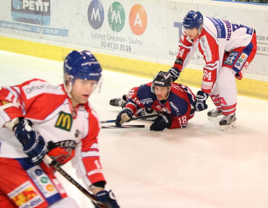 Angers  4 - 5 Mulhouse