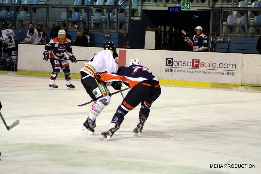 Montpellier II 3 - 2 Nimes