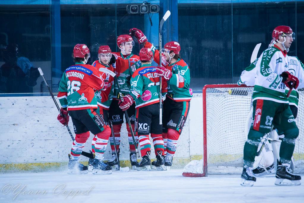 Mont-Blanc 4 - 2 Cergy-Pontoise