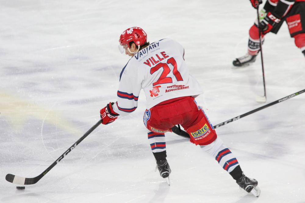 Amiens  5 - 4 Grenoble 