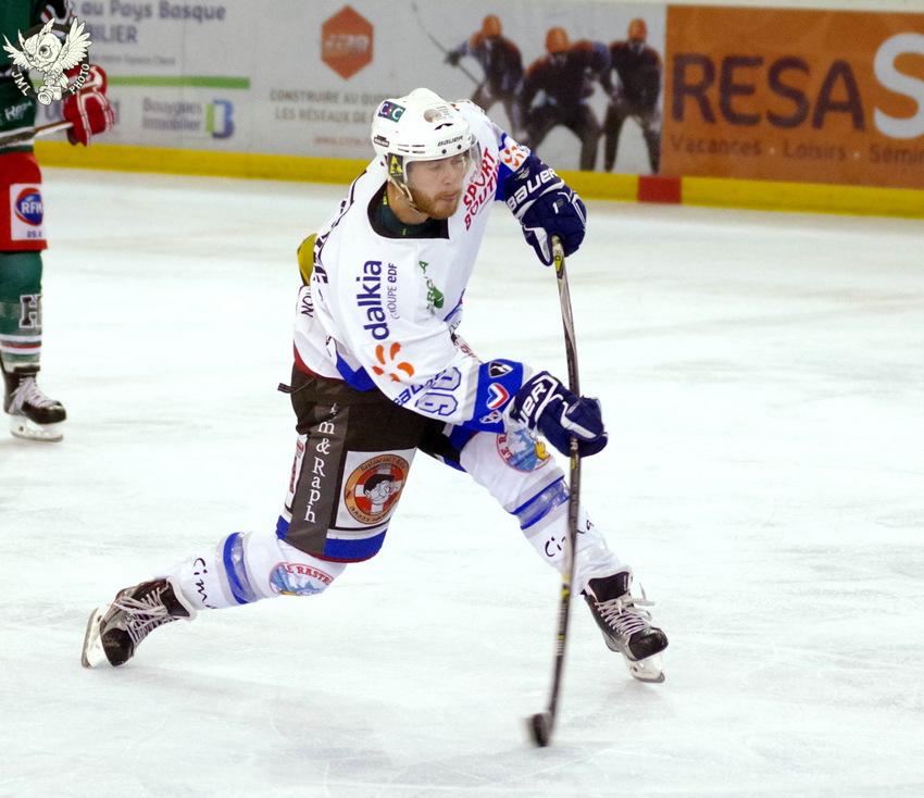 Anglet 4 - 2 Courchevel-Méribel-Pralognan