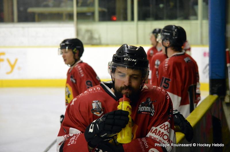 Chamonix  2 - 7 Grenoble 
