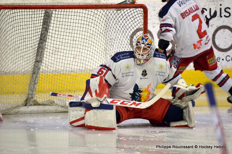 Chamonix  2 - 7 Grenoble 