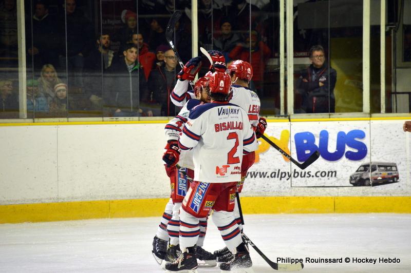 Chamonix  2 - 7 Grenoble 