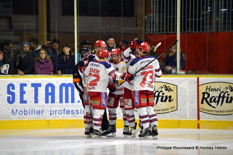 Chamonix  2 - 7 Grenoble 
