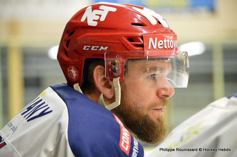 Chamonix  2 - 7 Grenoble 