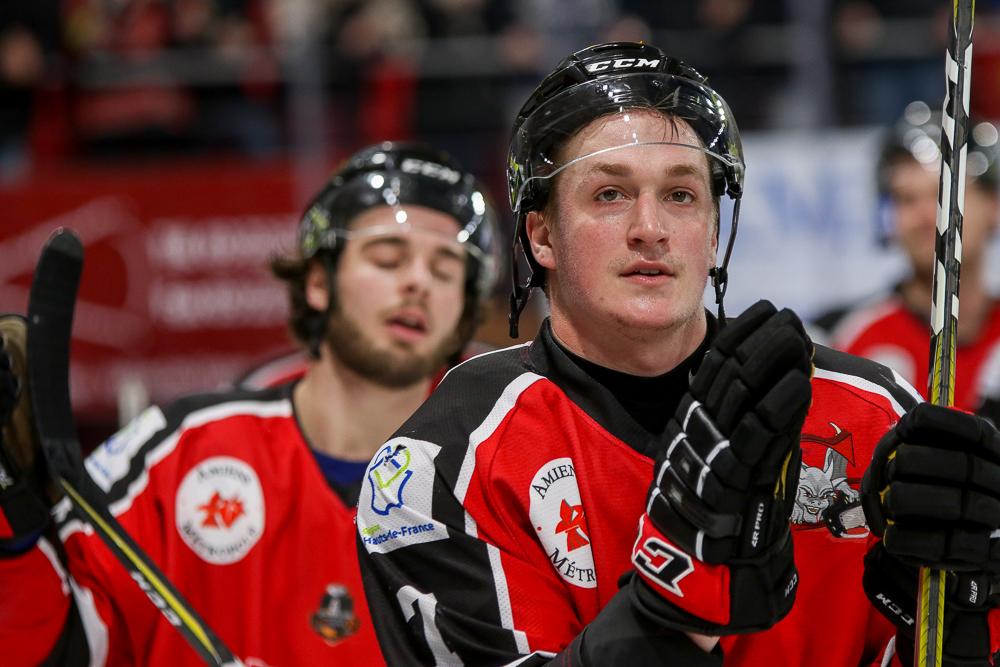 Amiens  7 - 1 Strasbourg 