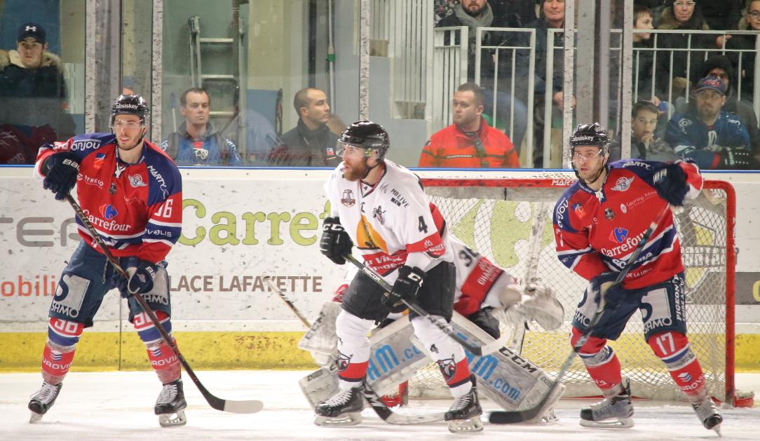 Angers  4 - 1 Chamonix 