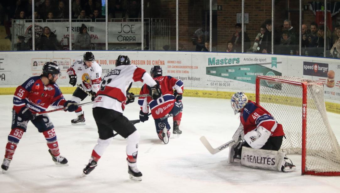 Angers  4 - 1 Chamonix 