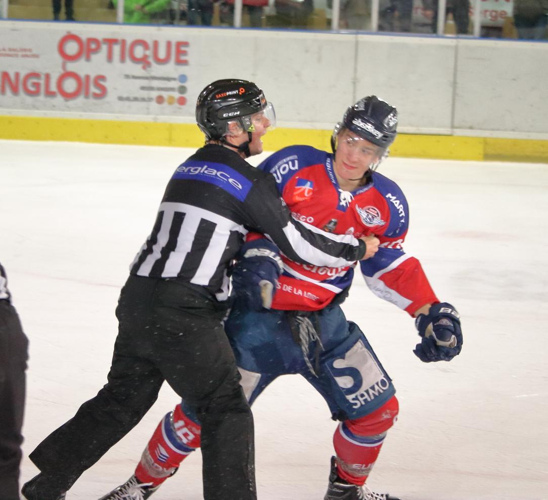 Angers  4 - 1 Chamonix 