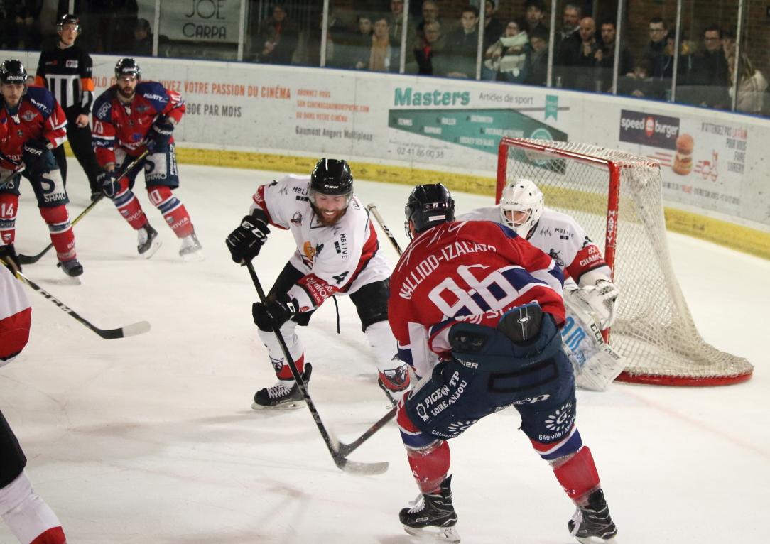 Angers  4 - 1 Chamonix 