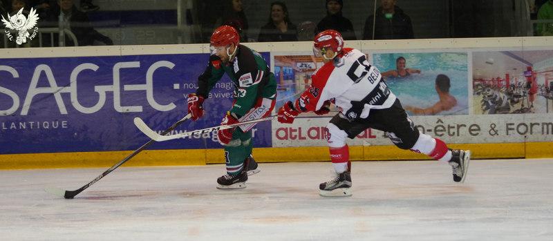 Anglet 4 - 3 Annecy