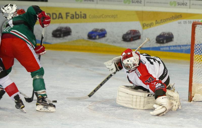 Anglet 4 - 3 Annecy