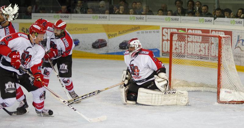 Anglet 4 - 3 Annecy
