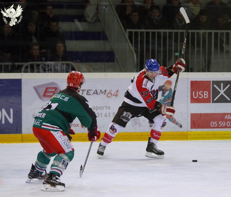 Anglet 4 - 3 Annecy