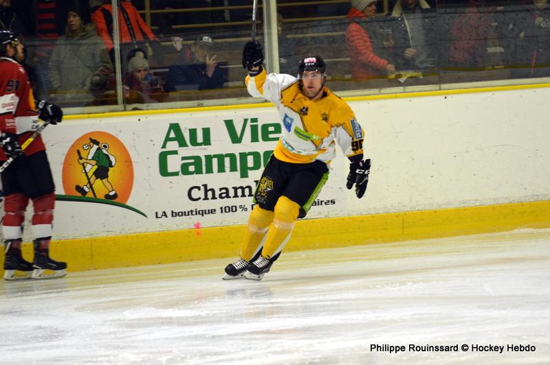 Chamonix  3 - 2 Strasbourg 
