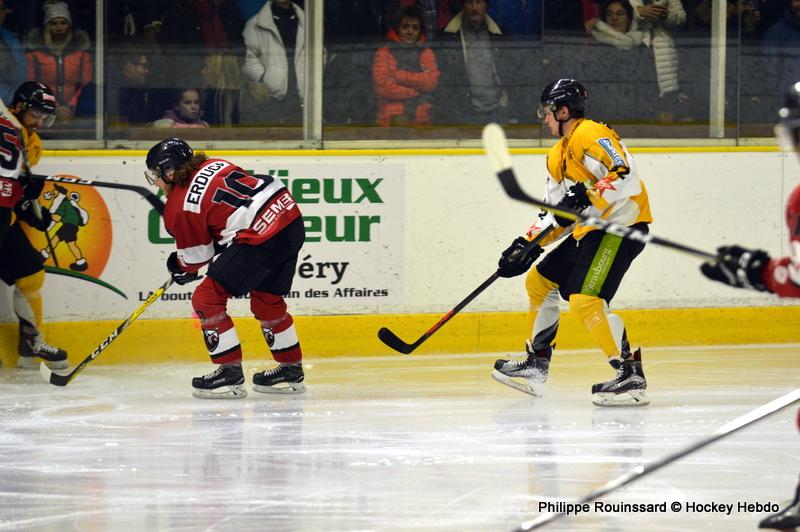 Chamonix  3 - 2 Strasbourg 