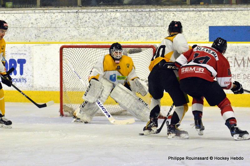 Chamonix  3 - 2 Strasbourg 