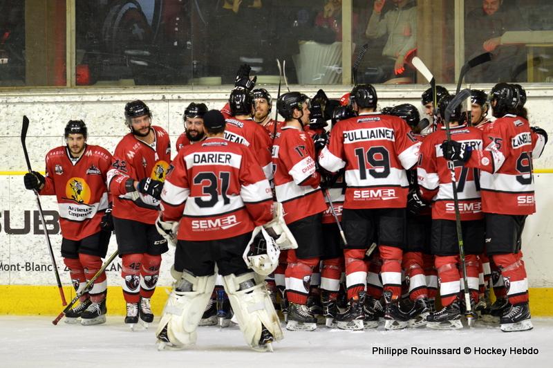 Chamonix  3 - 2 Strasbourg 