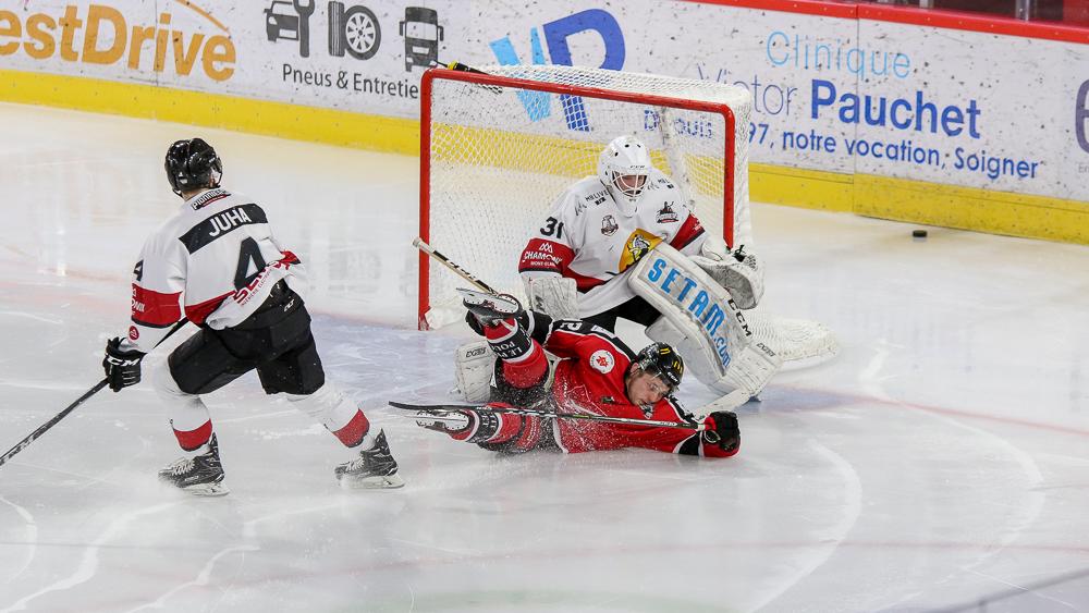 Amiens  5 - 2 Chamonix 